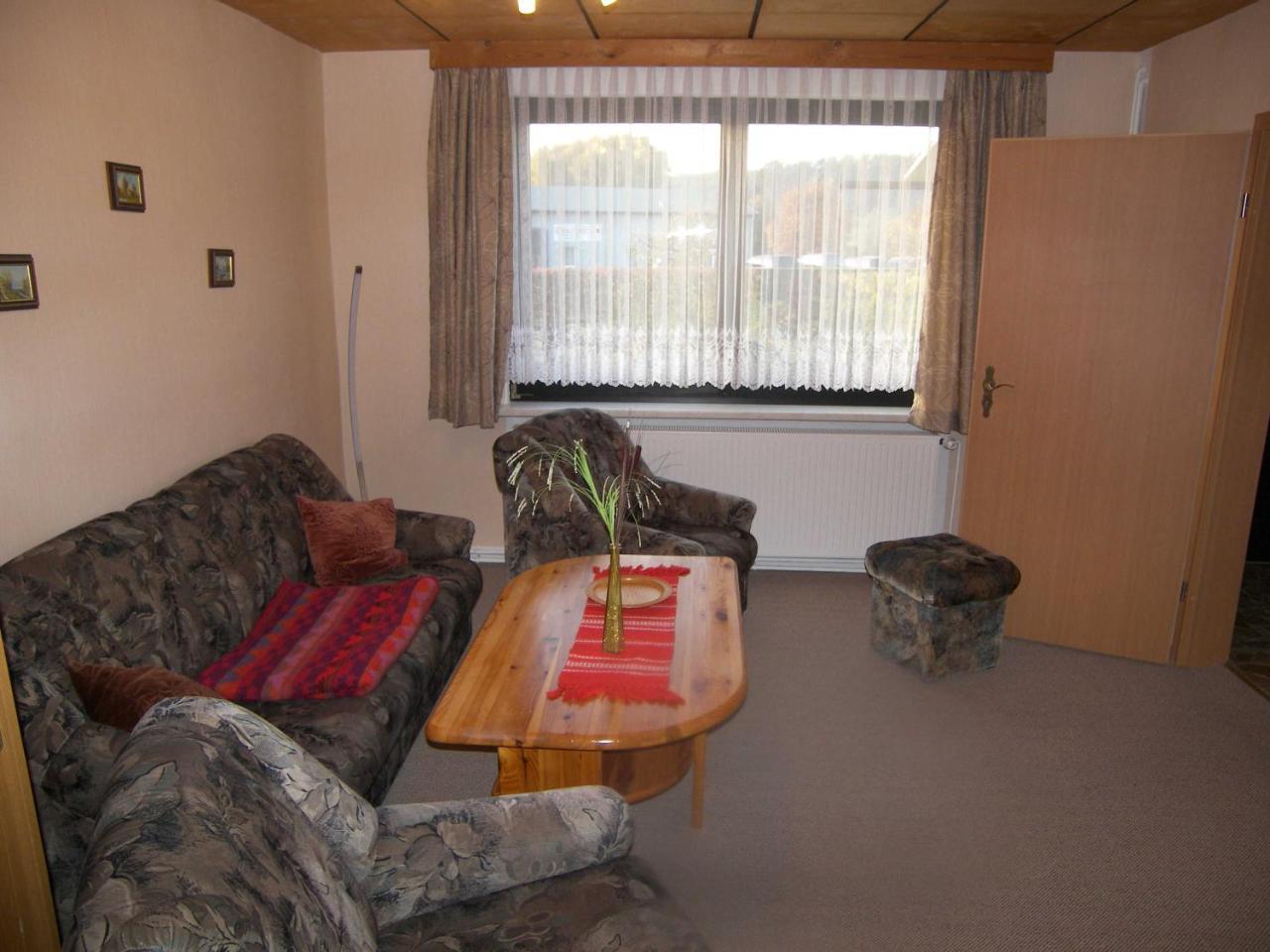 Ferienwohnung Im Haus Lutow Exterior foto
